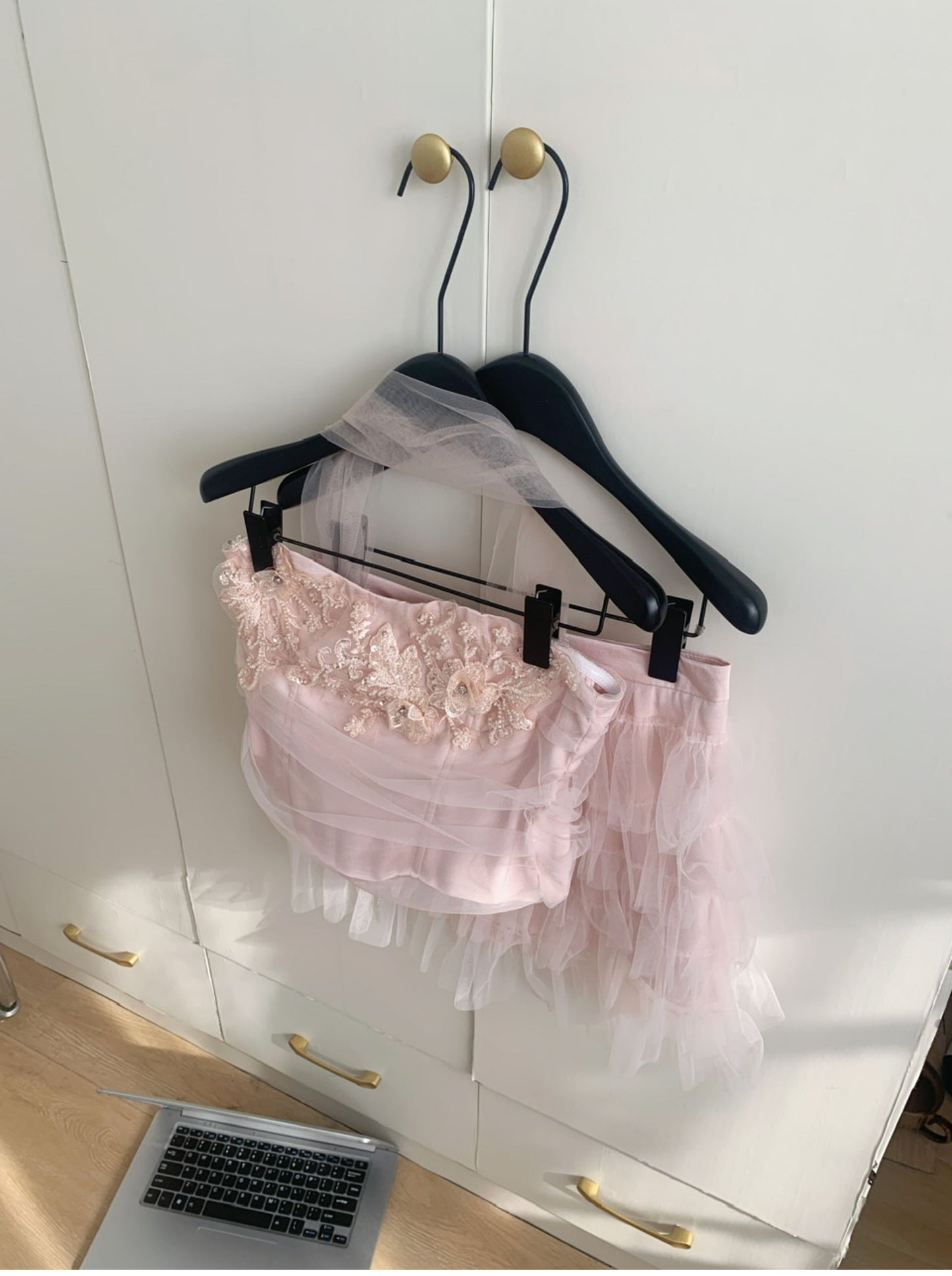 Robe d'été 2 pièces en tulle rose à bretelles spaghetti et volants, tenue de fête pour femmes, DP0094