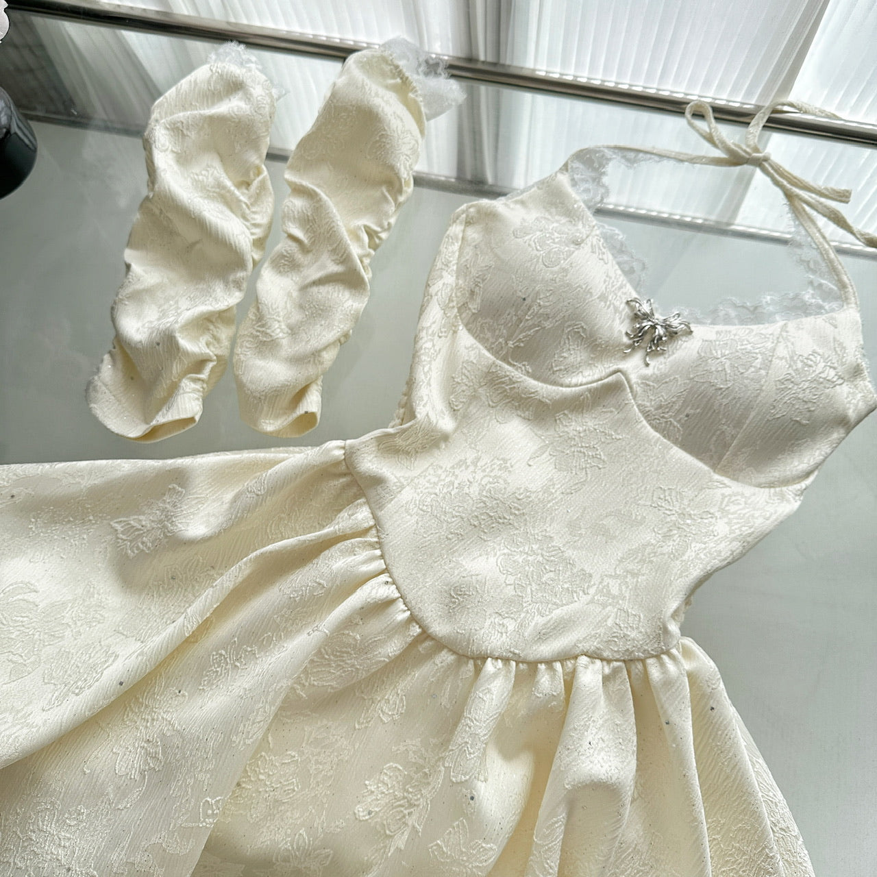 Robe d'été mignonne en dentelle ivoire à col licou et coupe trapèze, tenue de fête pour femmes, DP0096