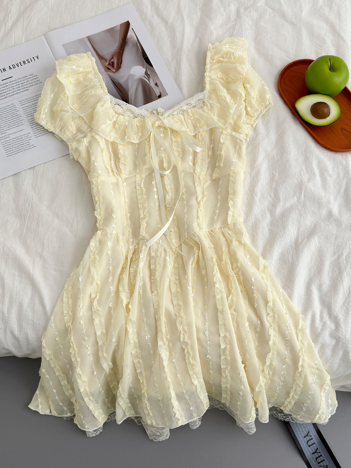 Robe d'été courte jaune à fleurs, décolleté carré, jolie robe trapèze, tenue de fête pour femmes, DP0122