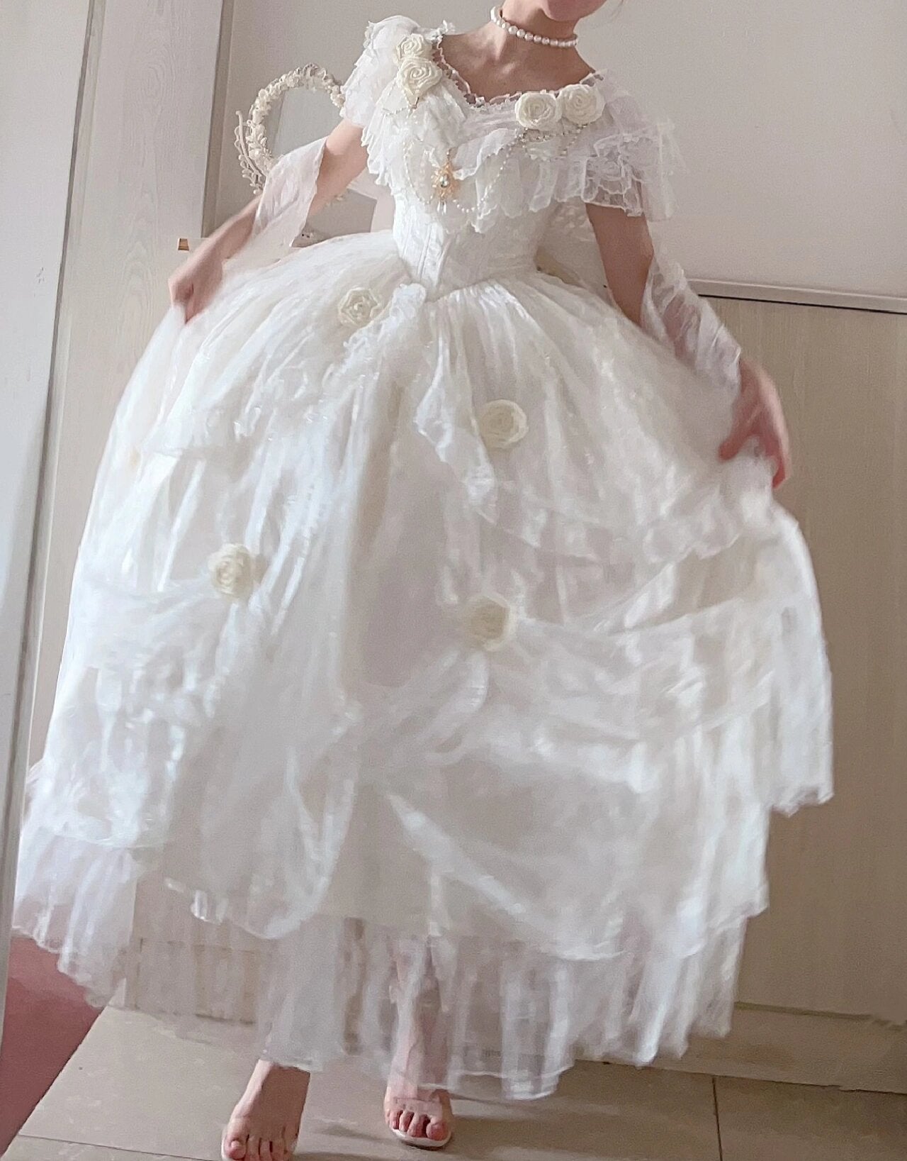 Retro Ball Gown Off The Shoulder Short Sleeves White Rose Floral 16th Chiffon Birthday Dress Lolita Dress 18th Birthday Outfits W1245
