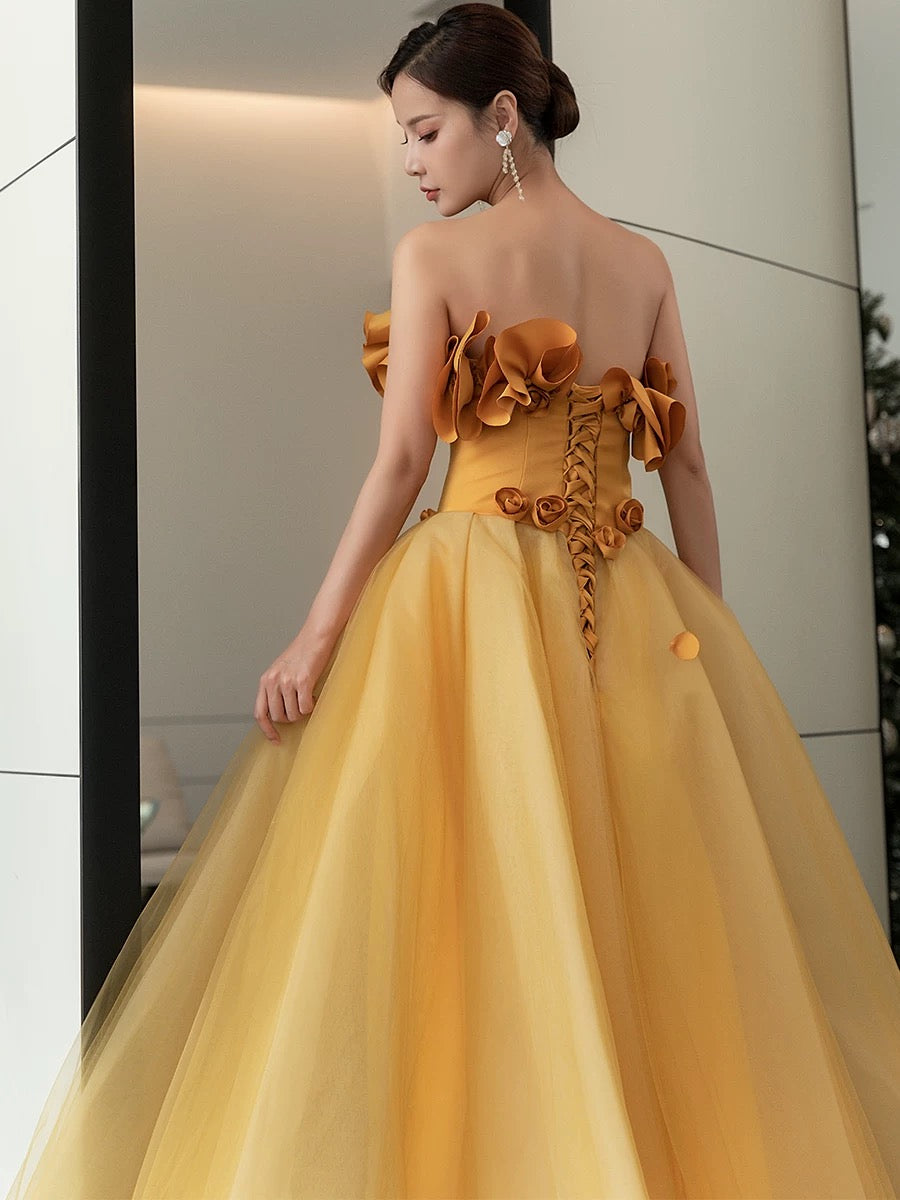 Classy Elegant Ball Gown Strapless Yellow Sleeveless Tulle Long Prom Dresses H2893