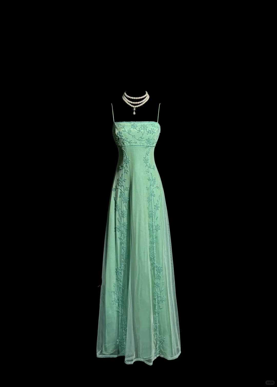 Robe de bal élégante et chic en mousseline de soie, coupe trapèze, bretelles spaghetti, perles bleues, sans manches, H2980