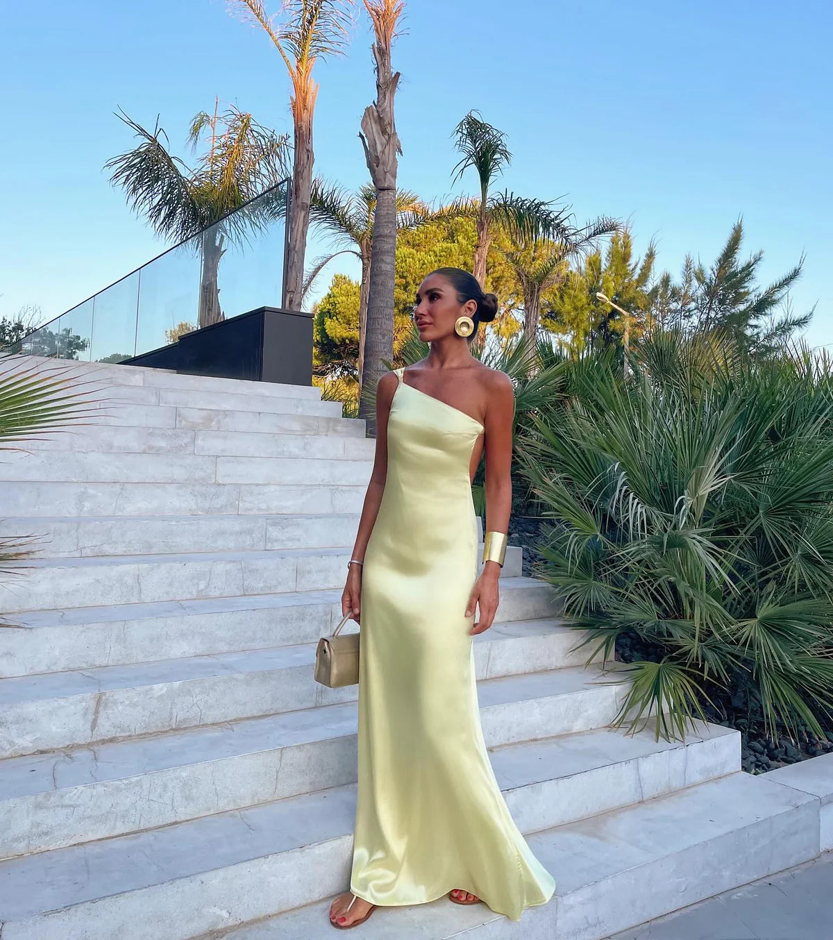 Robe de bal longue et sexy, asymétrique, jaune, dos nu, tenue d'invitée de mariage, tenue d'été formelle, W0172