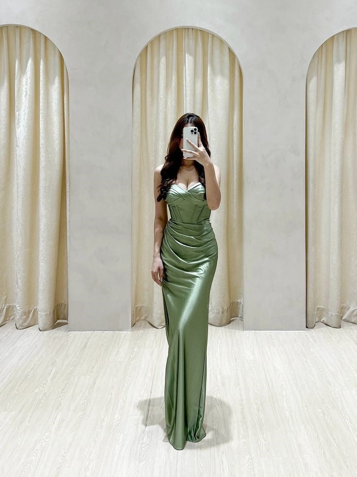 Robe de bal longue en satin vert, élégante, style sirène, décolleté en cœur, tenue de soirée, tenue d'invitée de mariage, W0380