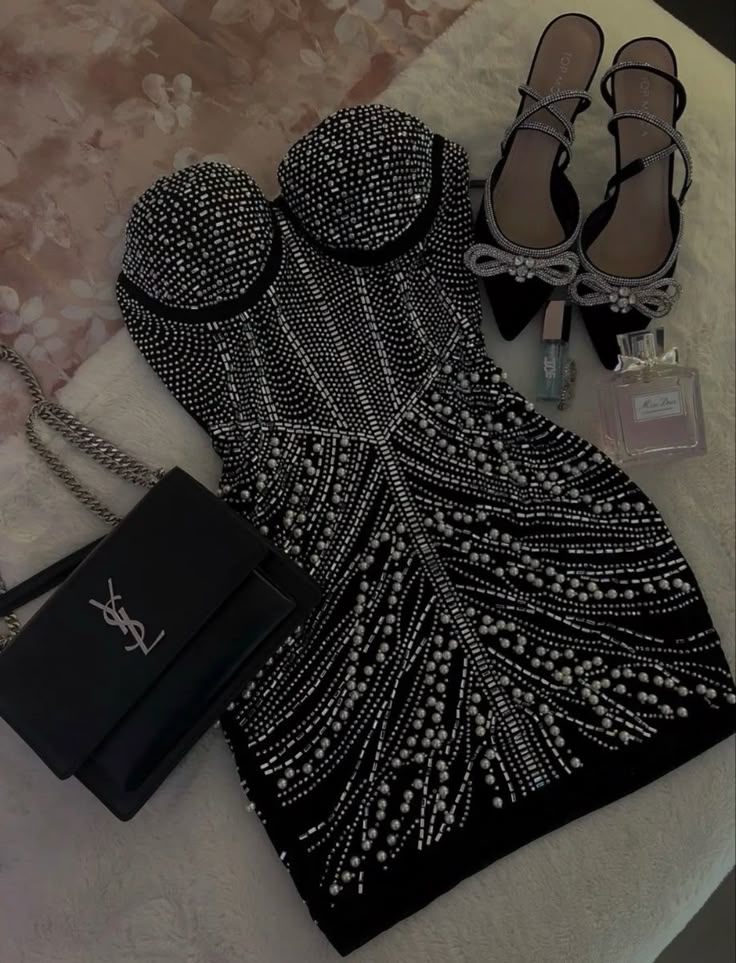 Pretty Sheath Sweetheart Black Beads Summer 16th Birthday Dresses For Teens Hoco Dress Mini 18th Gold Birthday Outfit Cocktail Dresses W0530