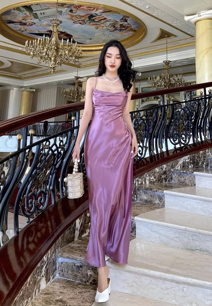 Classy Sheath Spaghetti Straps Lilac Satin Long Prom Gown Summer Wedding Guest Dress Bridal Guest Dresses Wedding Outfits For Guest W0677