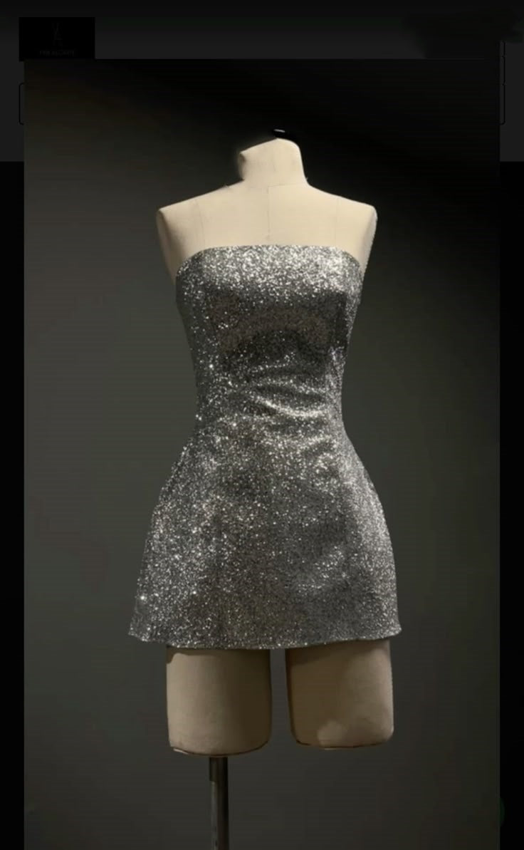 Cute A line Strapless Silver Short Sequin Formal 8th Grade Homecoming Dress Summer Middle School Hoco Dresses Birthday Outfits W1147