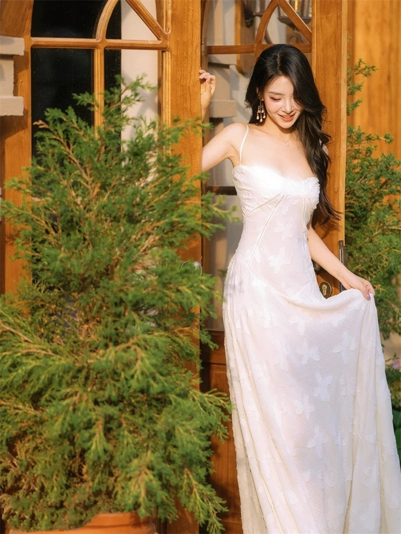Elegant A Line Spaghetti Straps Sleeveless Lace White Long Evening Party Gowns Evening Formal Dresses Prom Dress W902
