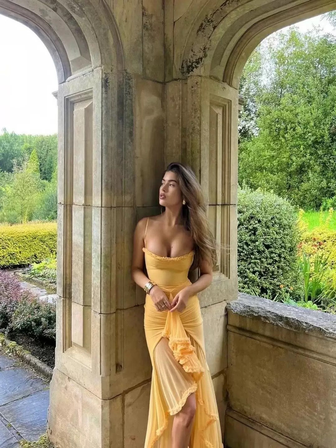 Elegant High Low Spaghetti Straps Yellow Sleeveless Long Evening Party Gowns Evening Formal Dresses Prom Dress W924