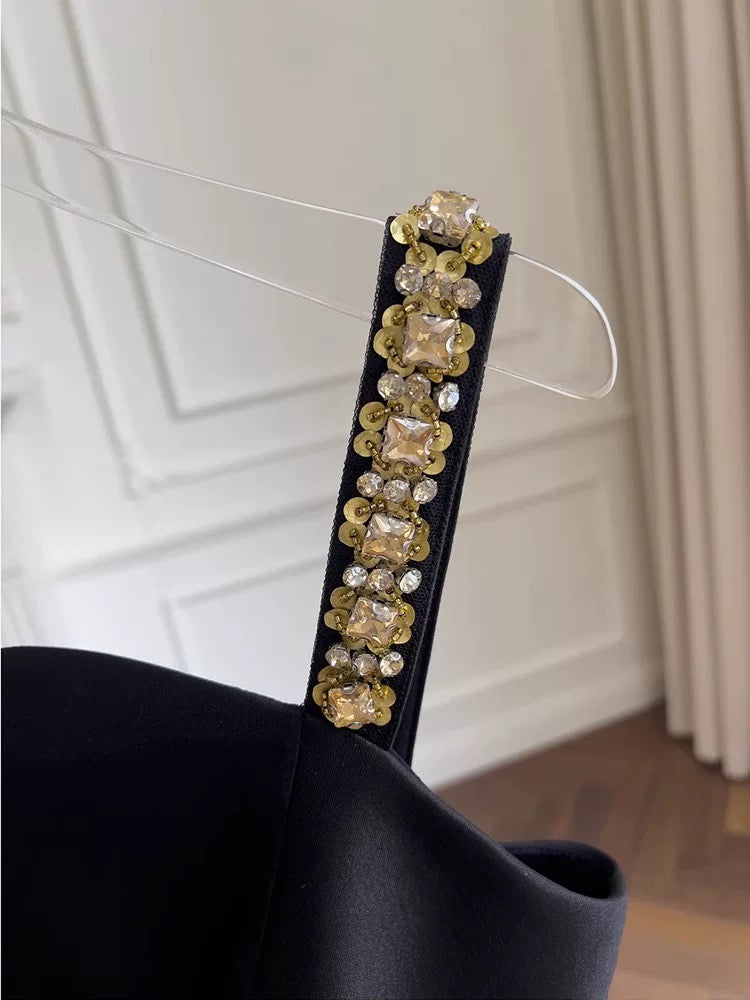 Robe de bal tendance à bretelles en satin noir sans manches, robe courte de soirée formelle pour le collège, robe de cocktail d'été, tenue d'anniversaire W938