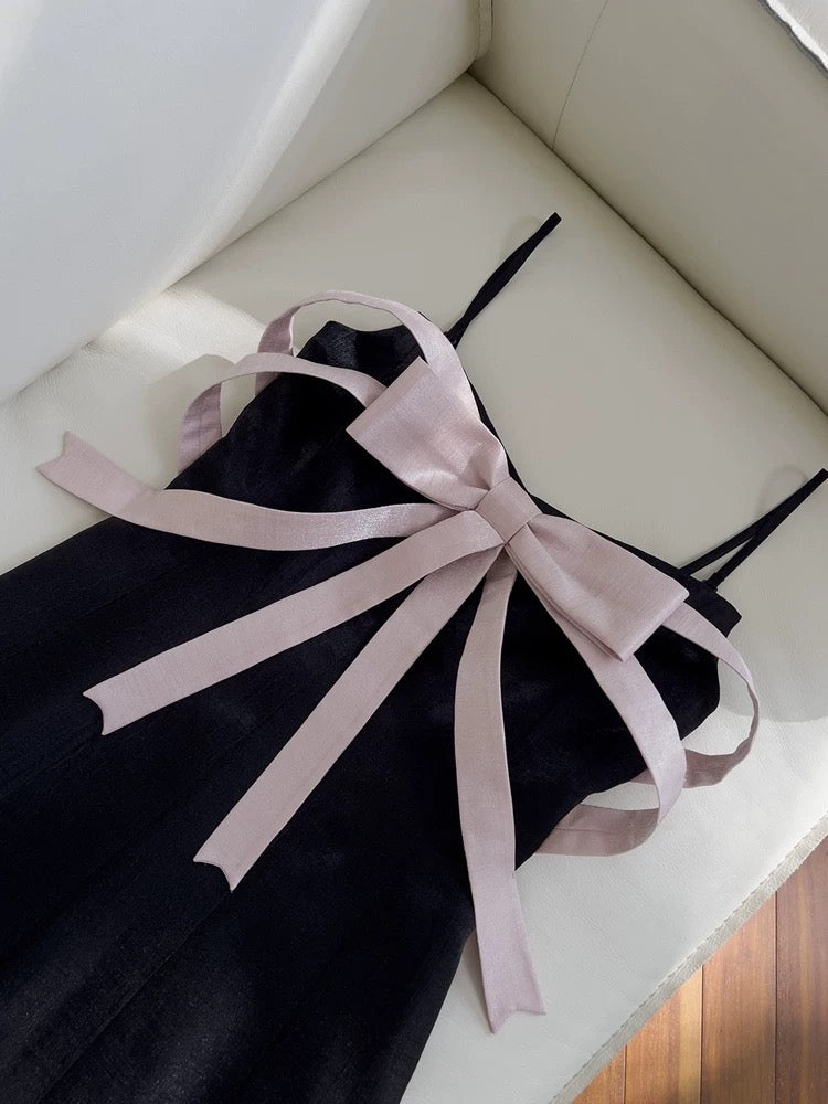 Robe trapèze noire tendance à bretelles spaghetti, robe de soirée courte de 8e année, robe de cocktail d'été pour le collège, tenue d'anniversaire W955