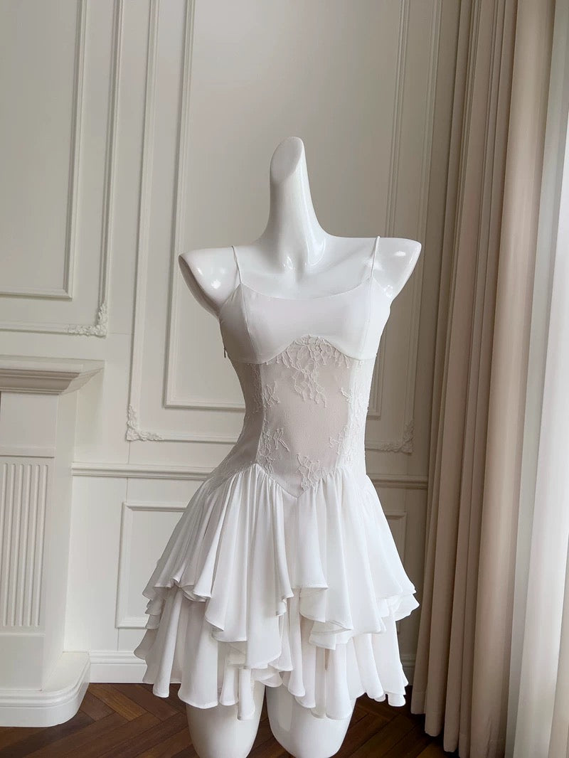 Robe de soirée courte en dentelle blanche à bretelles spaghetti, coupe trapèze, tendance, pour le collège, tenue de cocktail, d'anniversaire, W965
