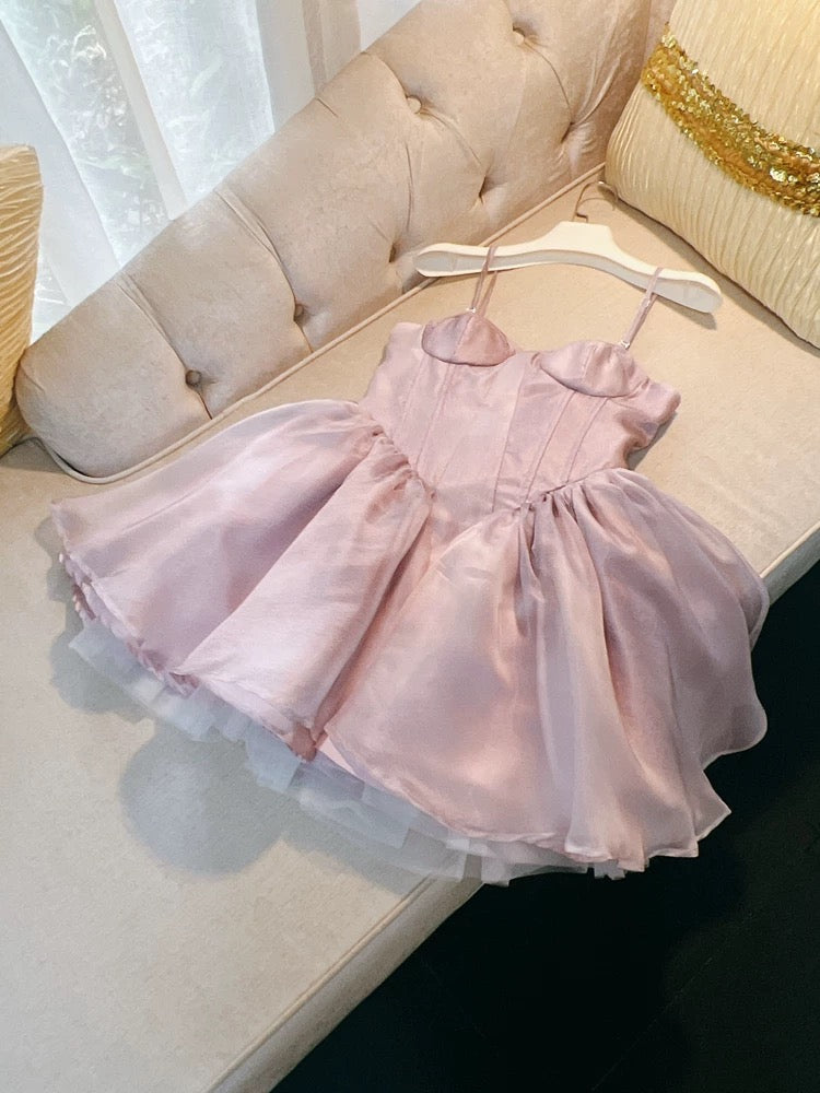 Robe de bal tendance à bretelles spaghetti en tulle rose, courte, robe de bal de 8e année, robes d'été Hoco pour le collège, robe de cocktail, tenues d'anniversaire W967