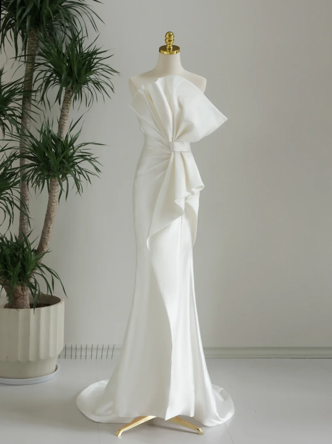 Robe de mariée classique sirène bustier en satin blanc, longue, simple, DH1285