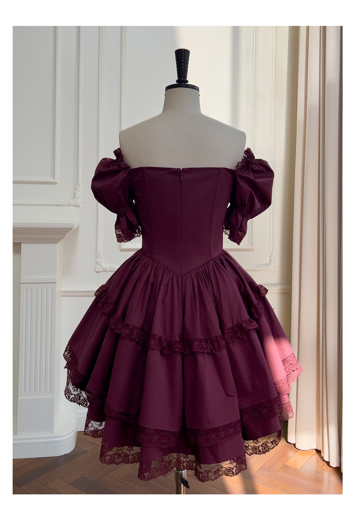 Vintage Ball Gown Sweetheart Burgundy Satin Grad Dress Inspo Short Mini Formal 8th Grade Homecoming Dresses High School Hoco Court Dress Graduation Dress Cocktail 18th Birthday Outfits D1945