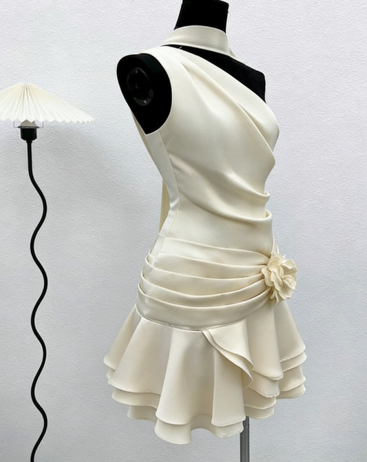 Niedliches A-Linien-Kleid mit einer Schulter, elfenbeinfarben, Sommer-Heimkehrkleid, Hoco-Kleid, Mini-Outfit zum 16. Geburtstag, Cocktailkleider DP2089