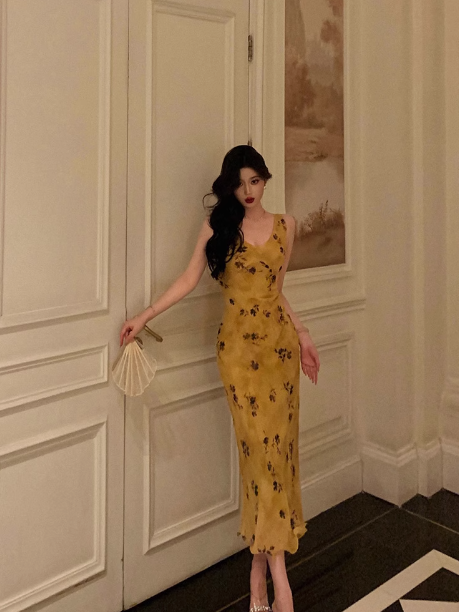 Elegant Sheath V Neckline Yellow 18th Birthday Dress Party Gown Birthday Outfits Birthday Dress Ideas For Women DP588