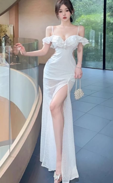 White Women's Dress S74