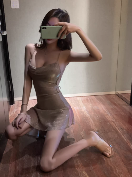 Short Women's Dress S79