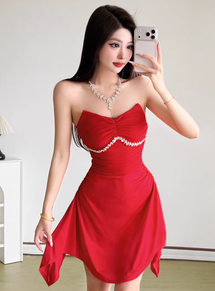 Chic Red Dress S456