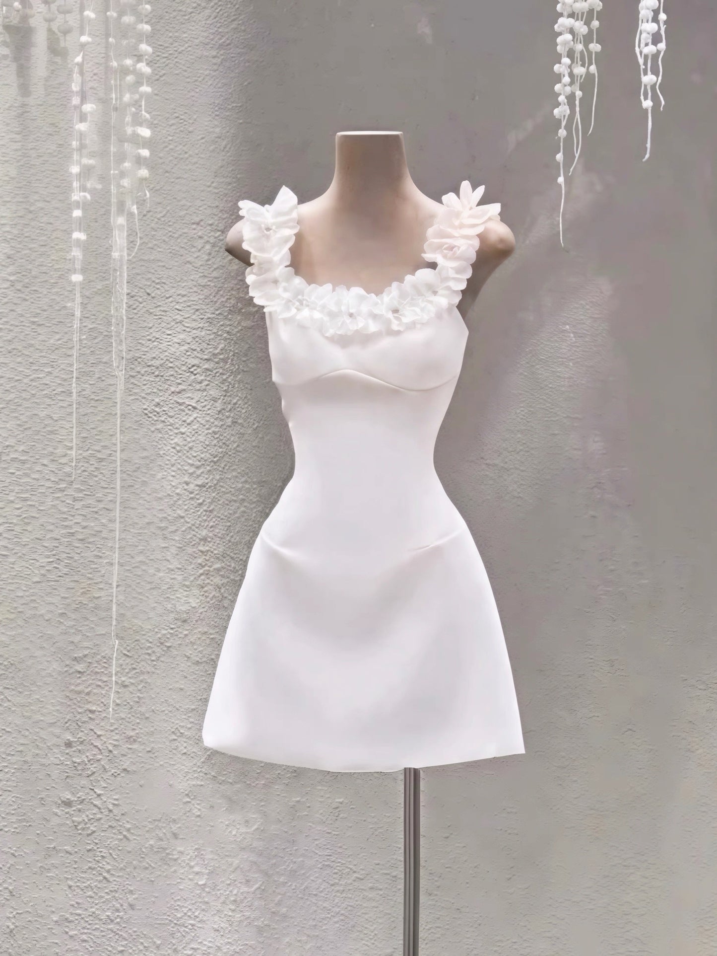 Cute A line Square Neck White Party Dresses Short Formal Homecoming Dresses Night Chic Elegant Cocktail Dresses 16th Birthday Outfits Hoco Dress DH2761