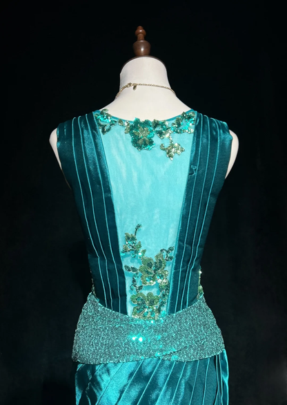 Vintage Sheath V Neck Green Satin Mother Of Bride Dress Party Gown Knee Length For Summer Women DH1017