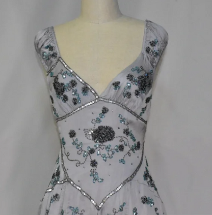 Vintage A line V Neck Light Gray Chiffon Formal 8th Grade Homecoming Dress Summer Middle School Hoco Dresses Birthday Outfits W1154