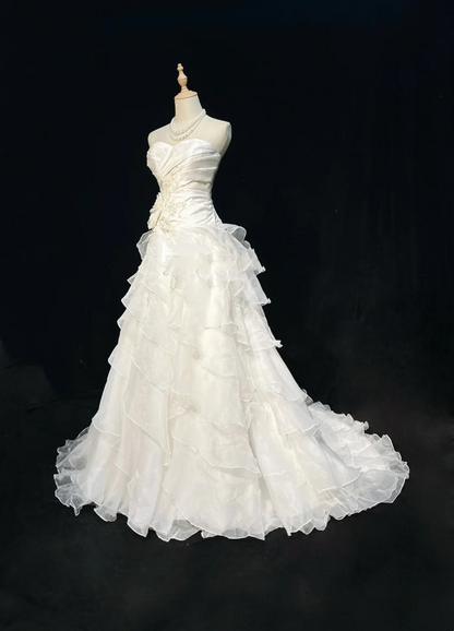 Unique Bridal Gown Ball Gown Strapless Lace Sleeveless White 50s Wedding Dresses Modest Bridal Gowns DH1105