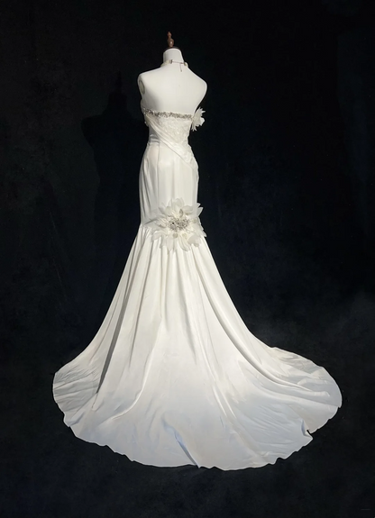 Unique Bridal Gown Mermaid Strapless Chiffon Sleeveless White 50s Wedding Dresses Modest Bridal Gowns DH1114