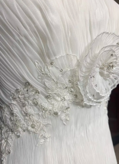 Unique Bridal Gown A Line Spaghetti Straps Lace Tulle Sleeveless White 50s Wedding Dresses Modest Bridal Gowns DH1116