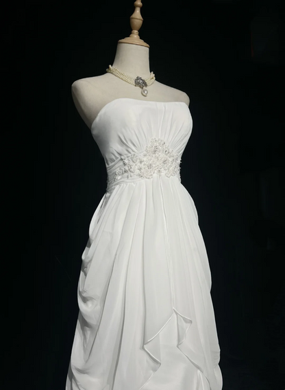 Retro Bridal Gown 1960s A line Strapless Sleeveless Chiffon Pleated Beads Long White Wedding Dresses Elegant Bridal Gowns DH1119