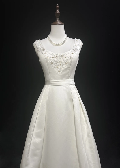 Unique Bridal Gown Ball Gown Square Neck Long White Satin 70s Wedding Dresses Vintage Bridal Gowns DH1146