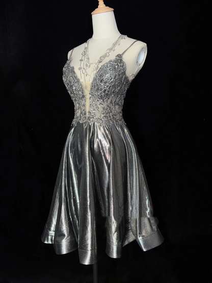 Unique A line Spaghetti Straps Gray Sleeveless Short Mini Green Formal 7th Grade Homecoming Dresses Middle School Prom Dress Hoco Outfits DH1333