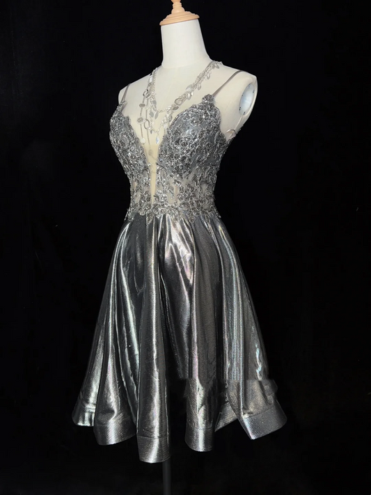 Unique A line Spaghetti Straps Gray Sleeveless Short Mini Green Formal 7th Grade Homecoming Dresses Middle School Prom Dress Hoco Outfits DH1333