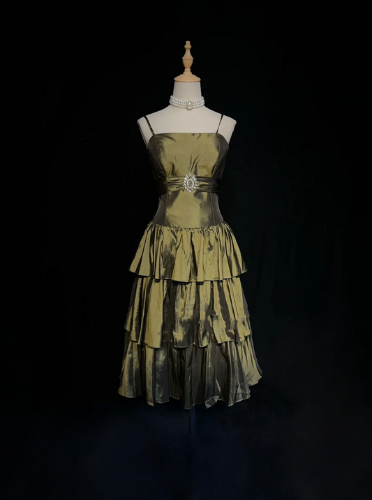 Vintage Ball Gown Spaghetti Straps Olive Green Taffeta Knee Length Formal 8th Grade Homecoming Dresses Middle School Prom Dress Hoco Outfits DH1442