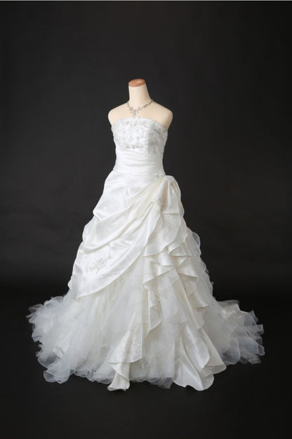 Vintage Wedding Gown Bridal Dress Ball Gown Strapless Satin Wedding Dress White Wedding Dresses Modest Wedding Gowns DH1502
