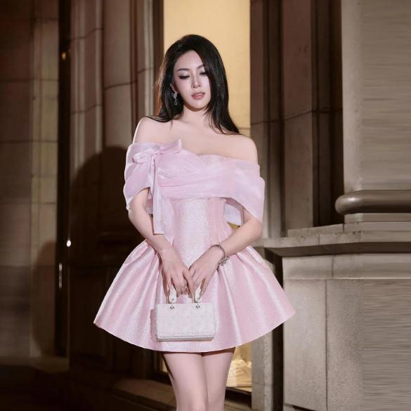 Sexy A line Off The Shoulder Sequin Pink Short Mini Formal 7th Grade Homecoming Dresses Middle School Cocktail Night Dress Hoco Outfits DH1531