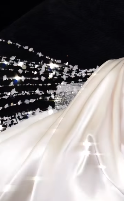 Luxury Mermaid Sweetheart White Satin Wedding Dress Modest Wedding Dresses Princess Wedding Gowns DH1773