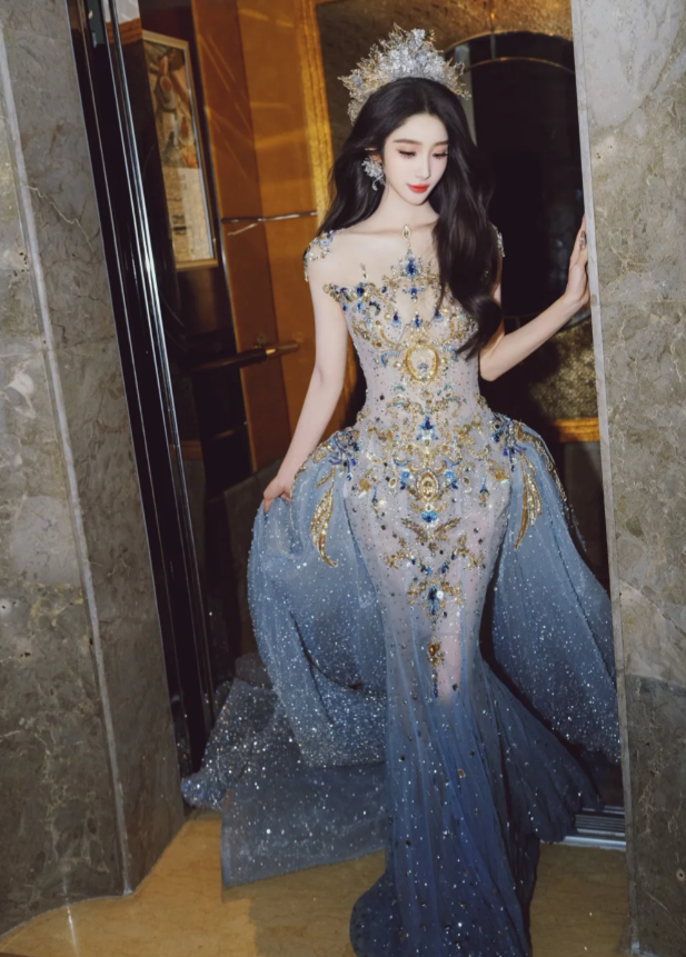 Luxury Mermaid High Neck Light Sky Blue Wedding Dress Modest Wedding Dresses Princess Wedding Gowns DH1778