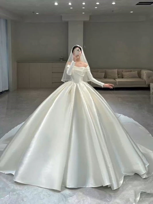 Princess Bridal Dress Ball Gown Off The Shoulder White Long Sleeves Wedding Dress Ruffles Satin Wedding Dresses Modest Wedding Gowns DH1780