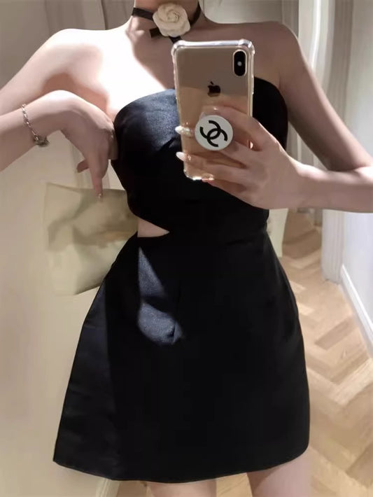 Edles trägerloses kleines schwarzes Kleid in A-Linie, kurzes, formelles Mini-Kleid für die 8. Klasse, Hoco-Abschlussballkleid für die Mittelschule, Hoco-Hofkleid, Kleid zum 21. Geburtstag, Hoco-Outfits DH1881