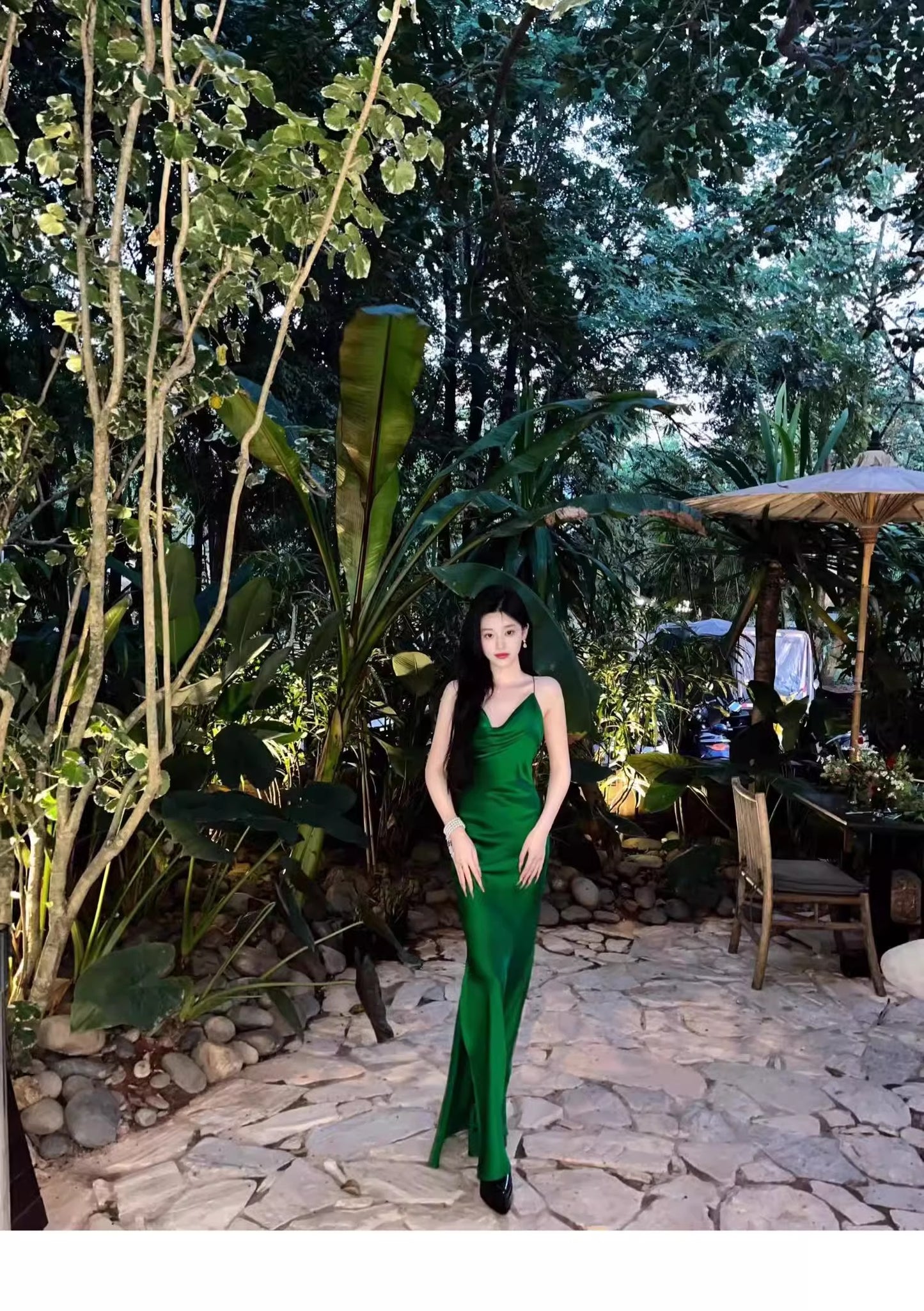 Sexy Sheath Spaghetti Straps Green Backless Satin Long Prom Dresses Party Dress 20th Birthday Outfits Graduation Dresses DH1886