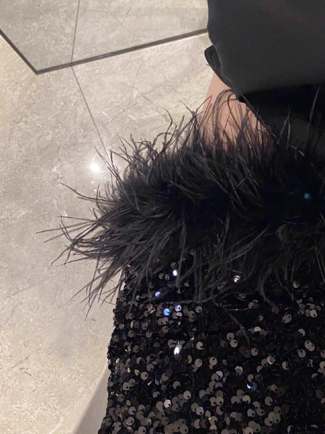 Classy Sheath Strapless Black Sequin Feathers Short Mini Formal 8th Grade Homecoming Dresses Middle School Hoco Court Dress 16th Birthday Dress Hoco Outfits DH1887