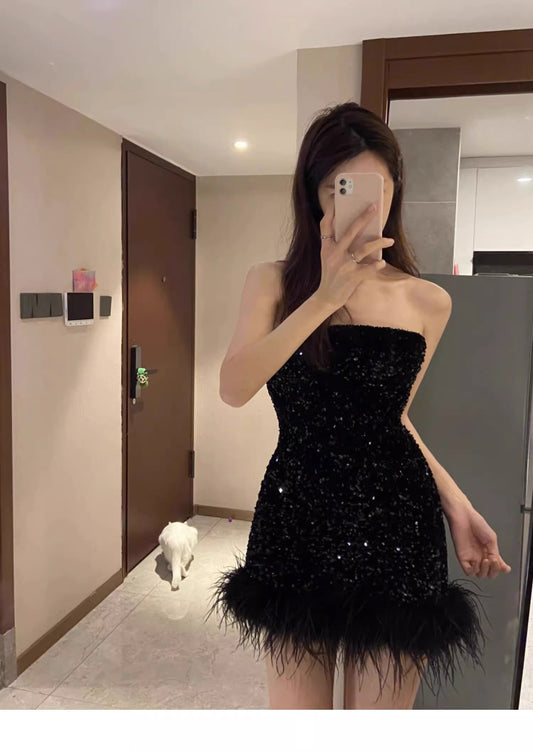 Classy Sheath Strapless Black Sequin Feathers Short Mini Formal 8th Grade Homecoming Dresses Middle School Hoco Court Dress 16th Birthday Dress Hoco Outfits DH1887
