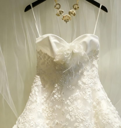 Cute A line Spaghetti Straps Short White Lace Formal 8th Grade Homecoming Dresses Middle School Short Cocktail Gowns Graduation Dress Hoco Outfits DH1893