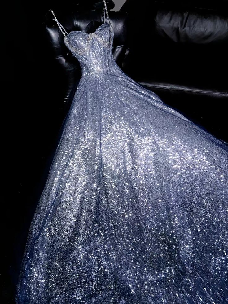 Sexy A line Spaghetti Straps Sequin Long Prom Dresses Party Dress 20th Birthday Outfits Graduation Dresses DH1990