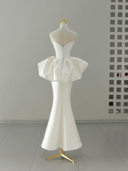 Unique Wedding Dress Mermaid Sweetheart Satin White Sleeveless Long Wedding Dresses Bridal Gowns DH2053