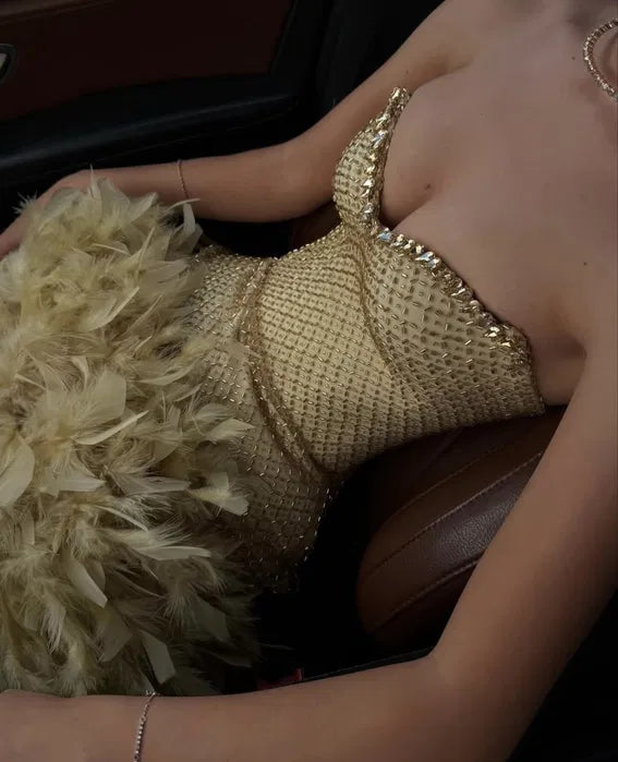 Pretty Sheath Sweetheart Gold Sequin Beads Feathers Short Formal Homecoming Dress Middle School Short 21st Birthday Outfits Graduation Dress Mini Cocktail Dresses DH2152
