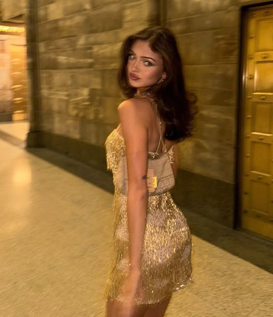 Modest A line Spaghetti Straps Sequin Formal Short Homecoming Dress Middle School Short 21st Birthday Outfits Graduation Dress Cocktail Dresses DH2168