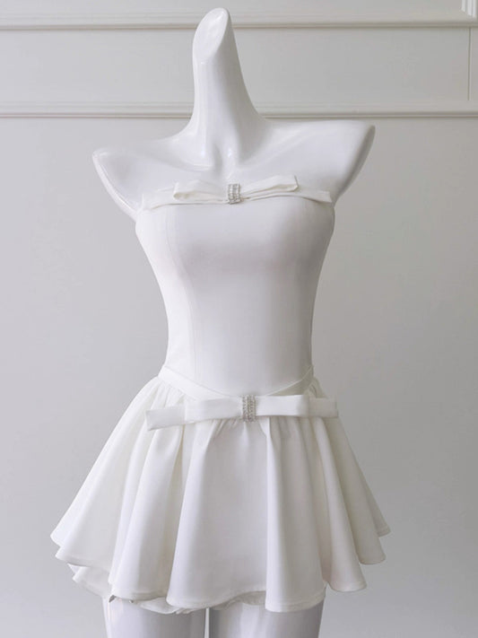 Ästhetisches A-Linien-Kleid, trägerlos, weiß, formell, eng, für die Mittelschule, kurz, 18. Geburtstag, Outfits, Abschlusskleid, Hoco-Kleider DH2177